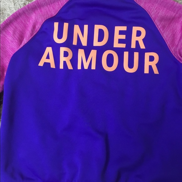 UNDER ARMOUR Girls size Y SMALL GOLD GEAR BOMBER JACKET EUC - Picture 3 of 4